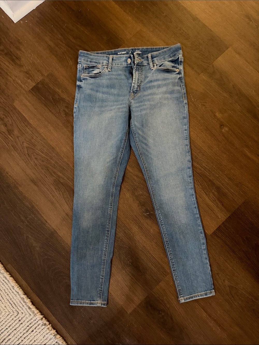 Old Navy Light Blue Skinny Jeans